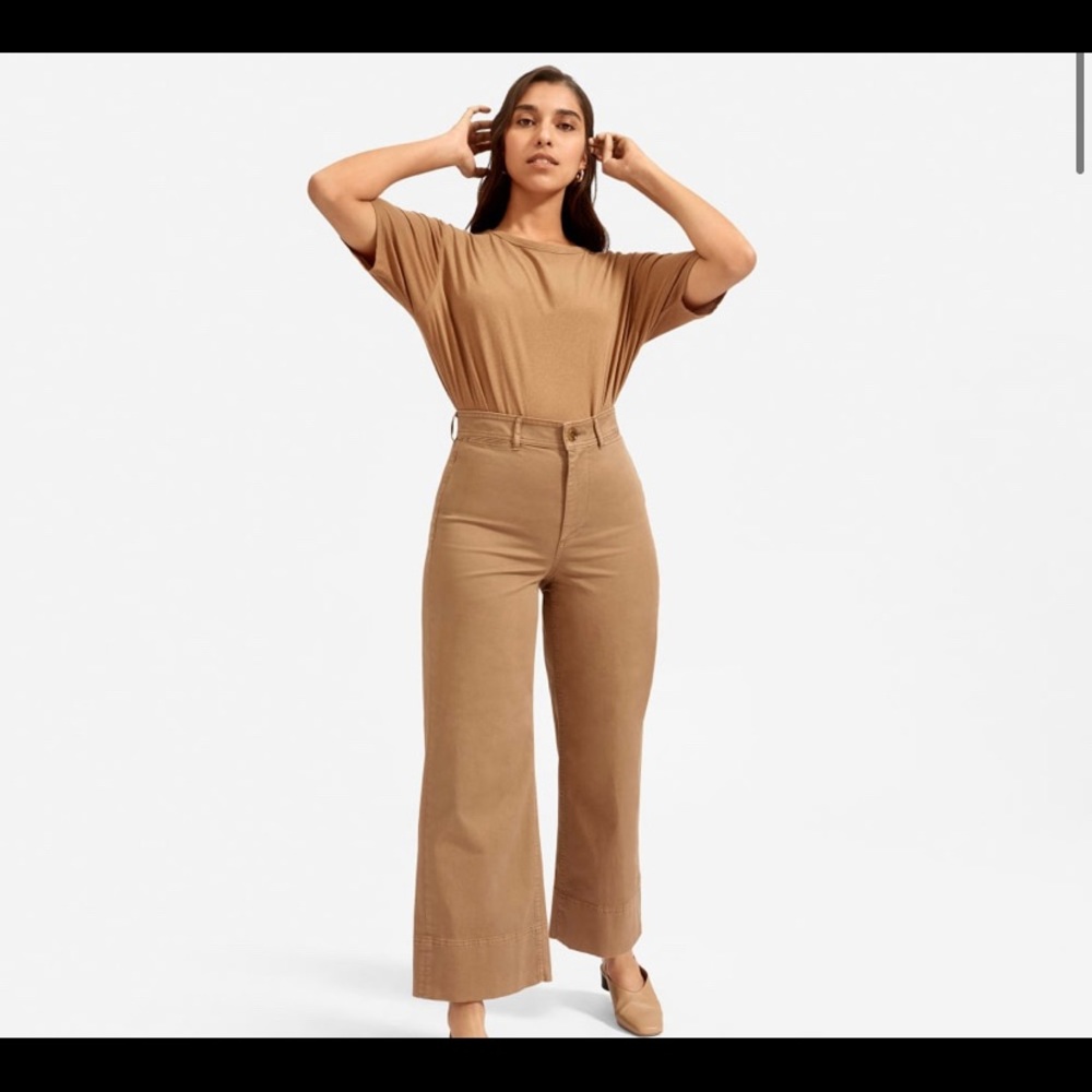 The Lightweight Wide-Leg Crop Chino - size 6